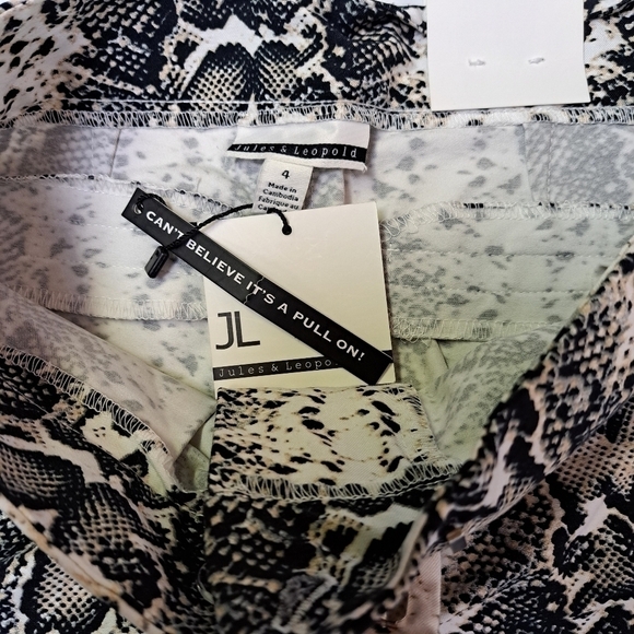 JULES & Leopold Pull on Kick Flare Capri Snakeskin - Picture 3 of 13